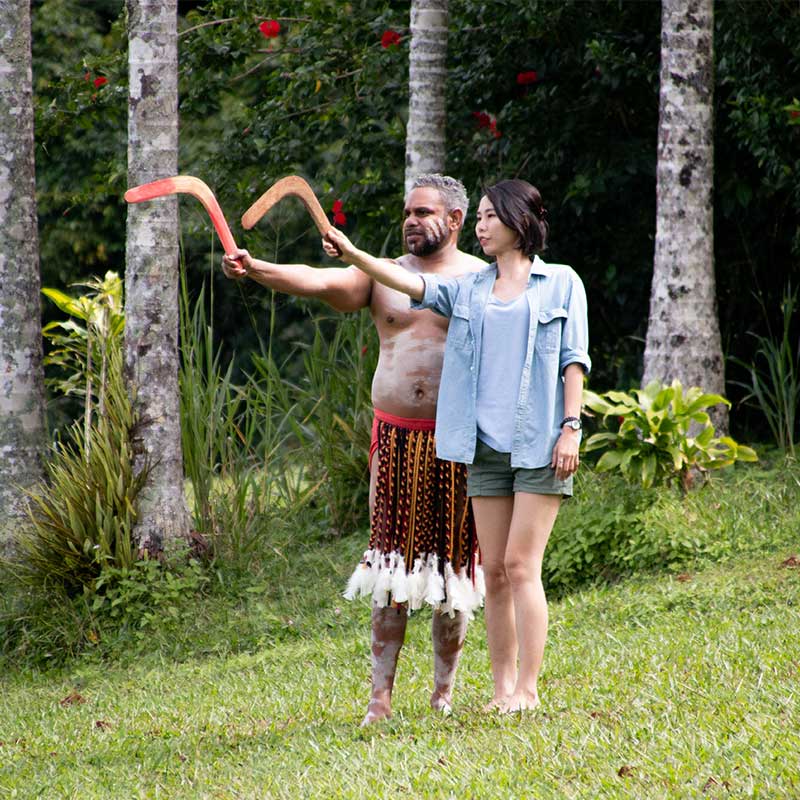 boomerang throwing pamagirri aboriginal experience rainforestation nature park kuranda
